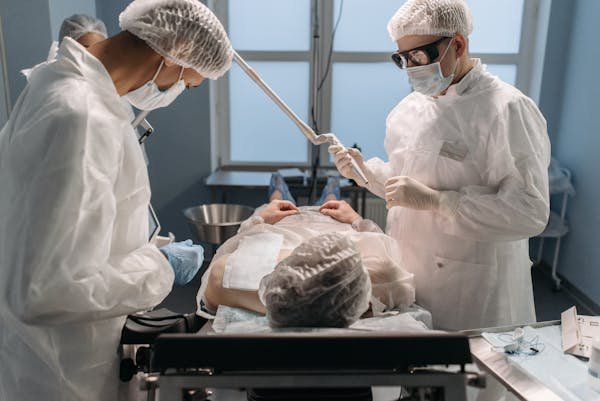 Formation ash bloc opératoire : optimisez votre bionettoyage